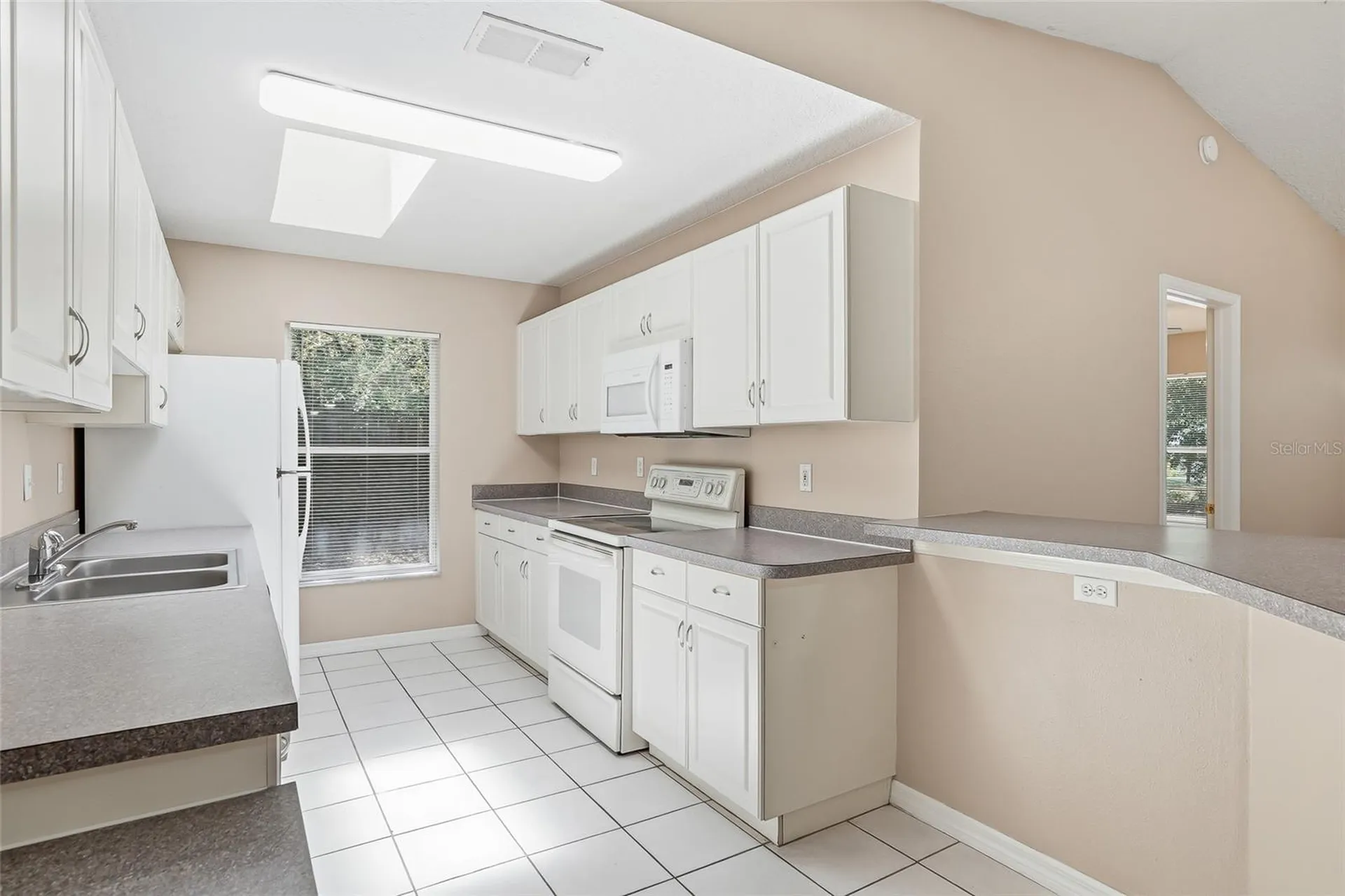 4717 Lakewood Drive Seffner FL 33584