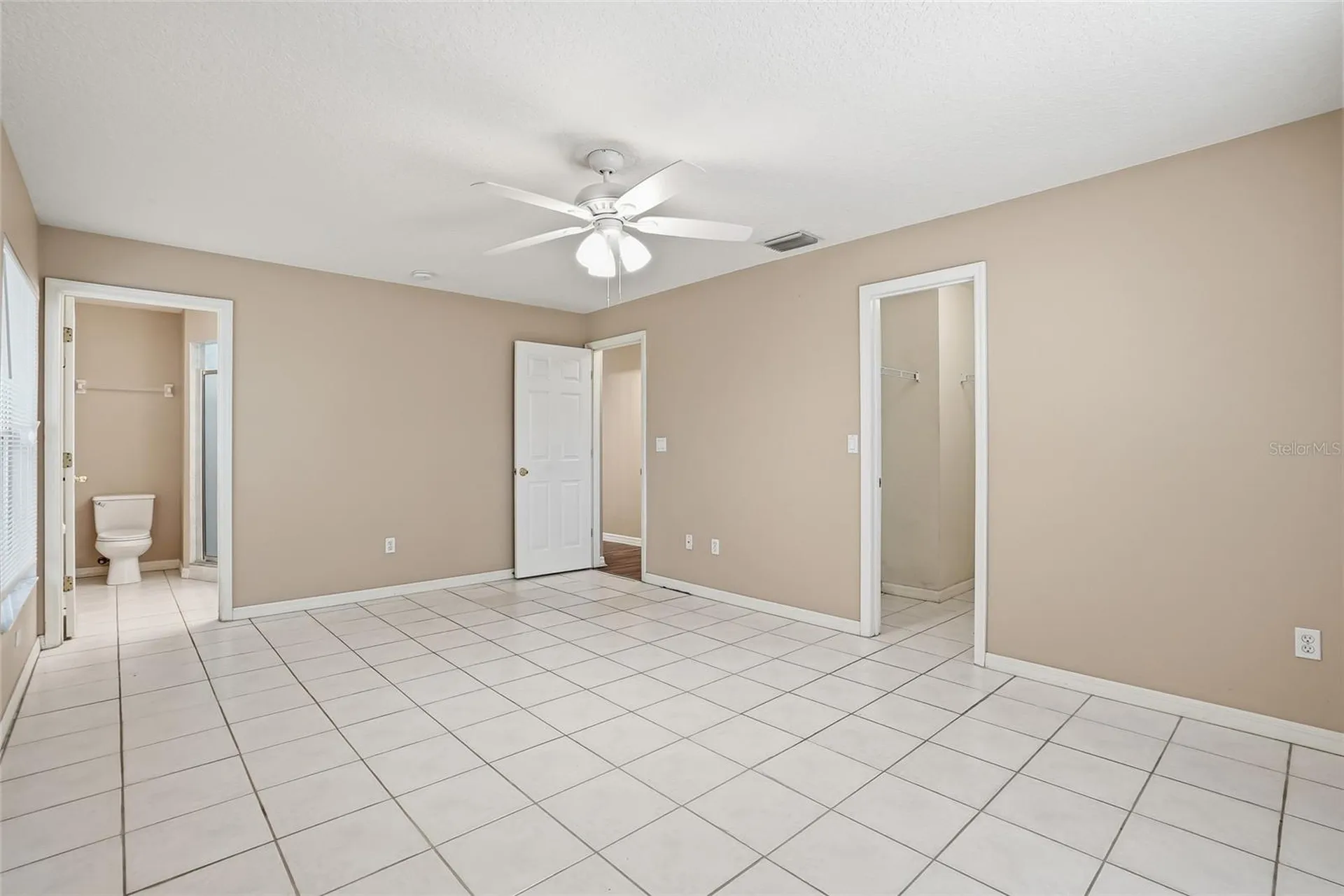 4717 Lakewood Drive Seffner FL 33584
