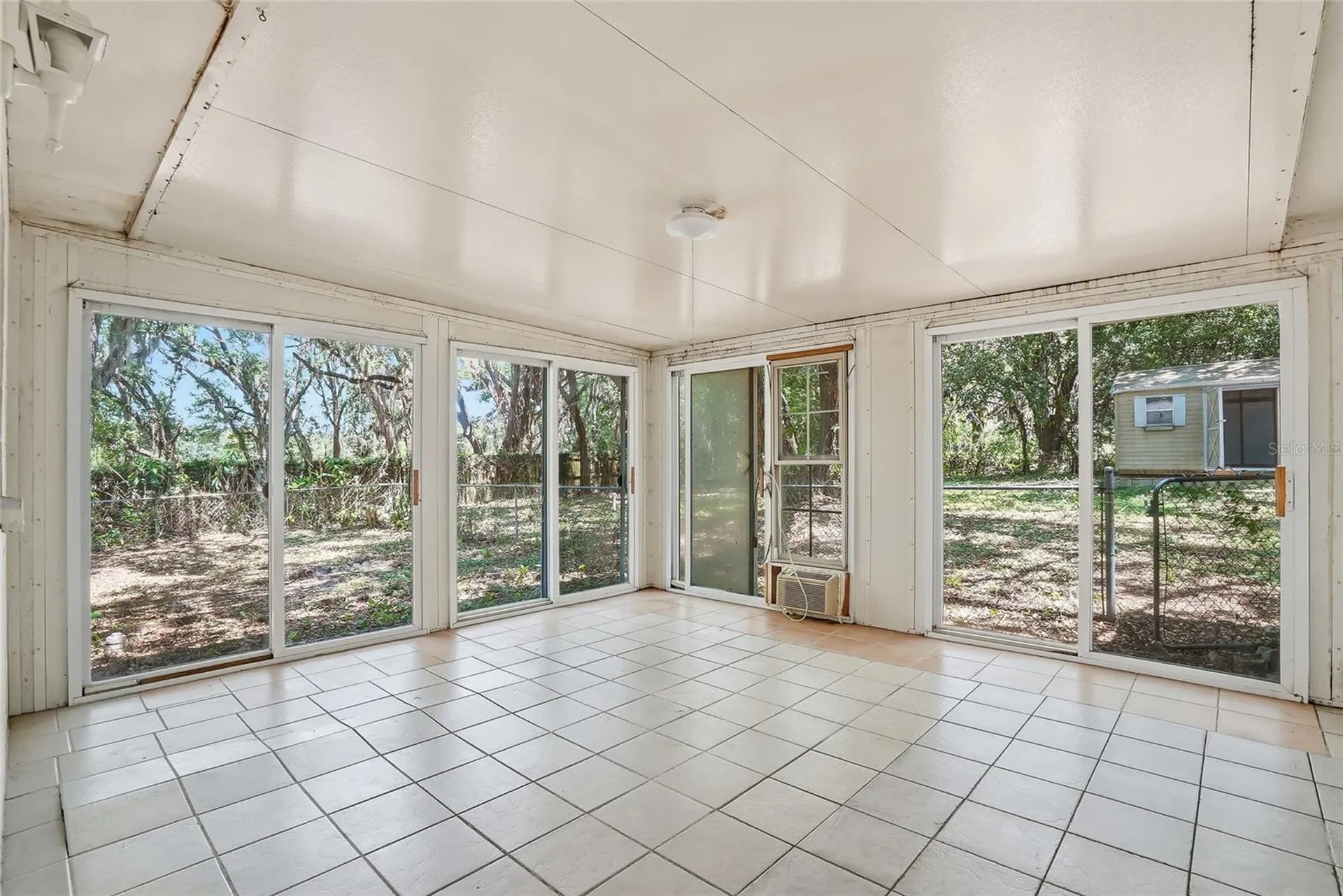 4717 Lakewood Drive Seffner FL 33584