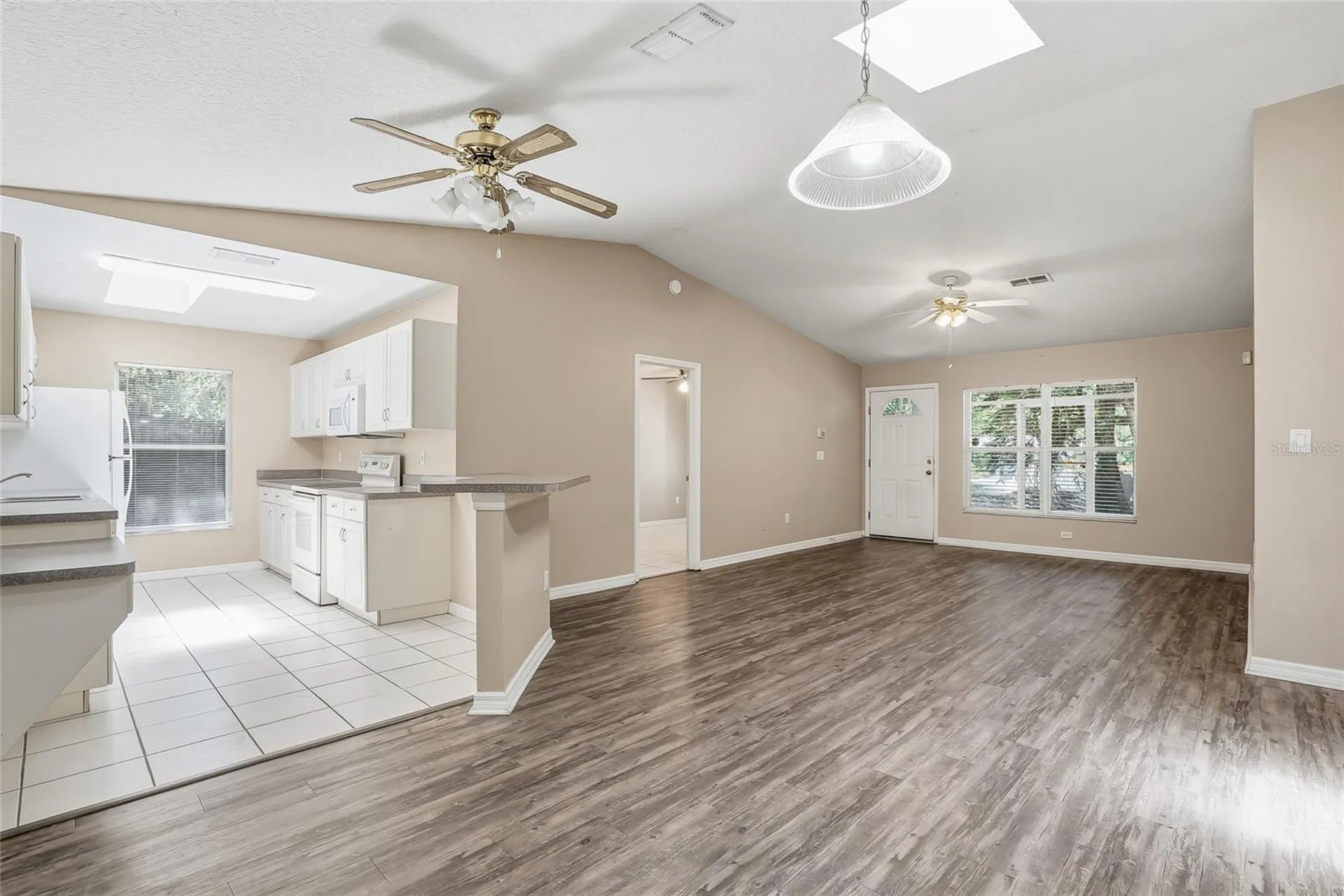 4717 Lakewood Drive Seffner FL 33584