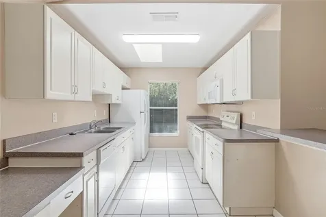 4717 Lakewood Drive Seffner FL 33584