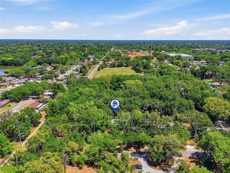 4717 Lakewood Drive Seffner FL 33584