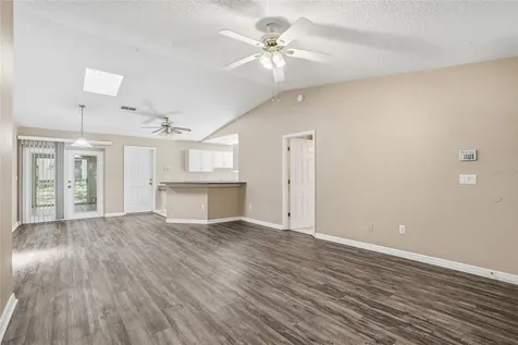4717 Lakewood Drive Seffner FL 33584