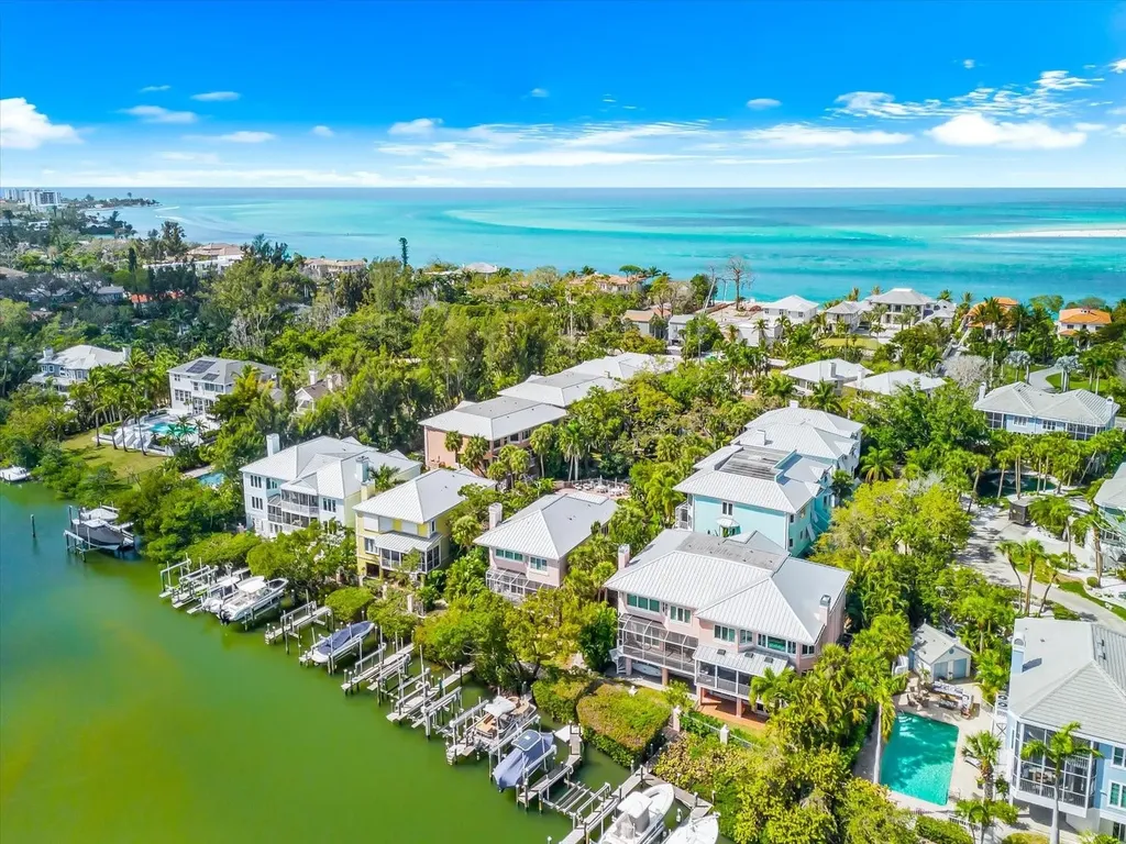 3941 Hamilton Club Circle Sarasota FL 34242