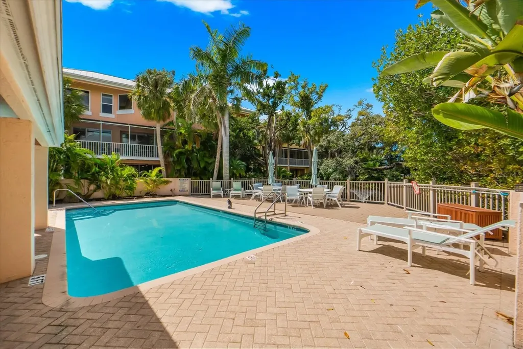 3941 Hamilton Club Circle Sarasota FL 34242