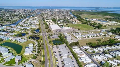 437 Apollo Beach Boulevard Apollo Beach FL 33572
