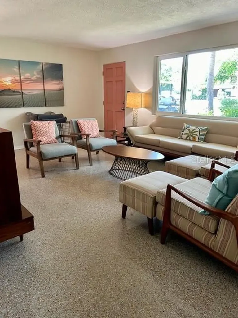 911 E 2nd Avenue New Smyrna Beach FL 32169