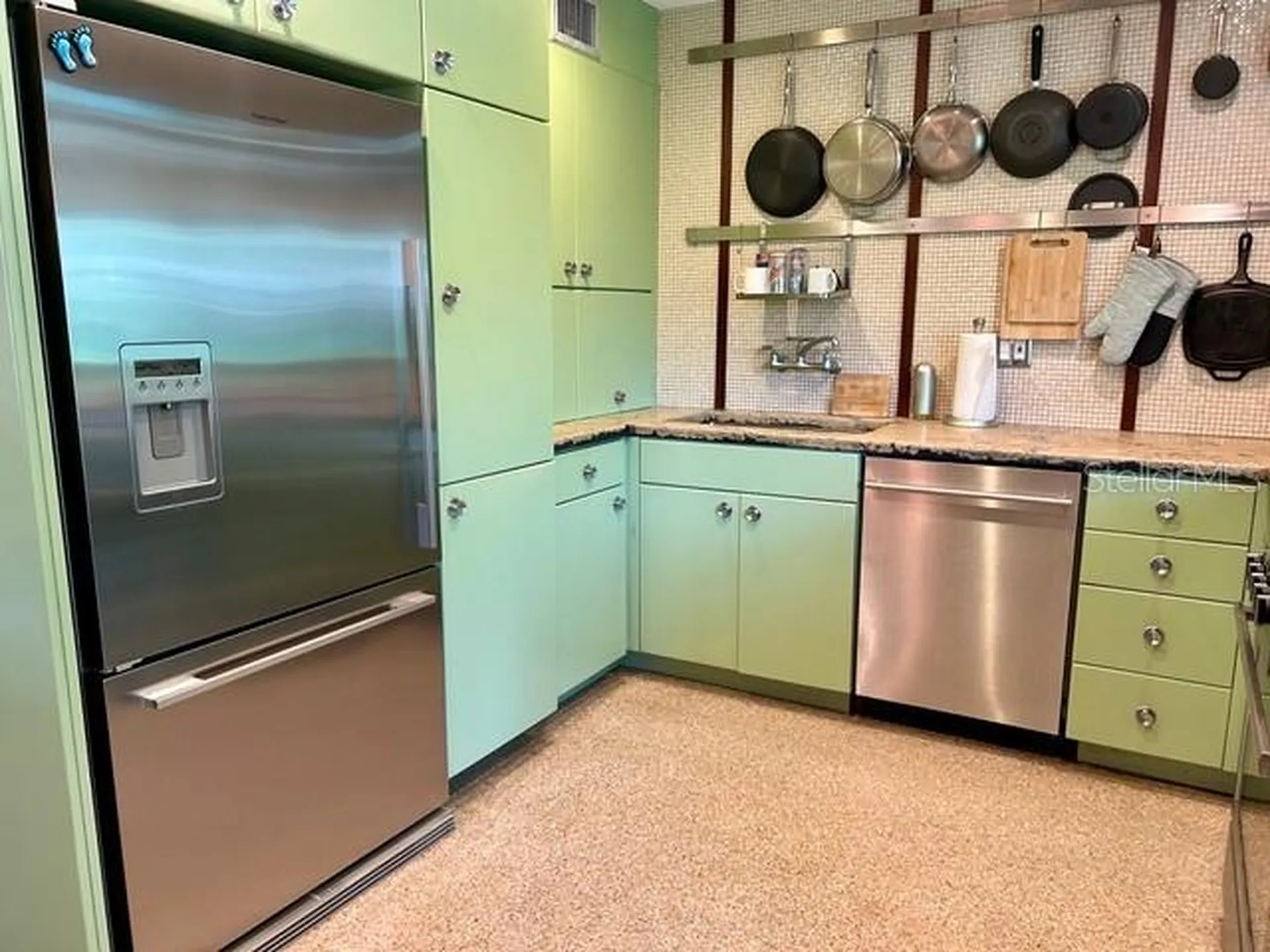911 E 2nd Avenue New Smyrna Beach FL 32169