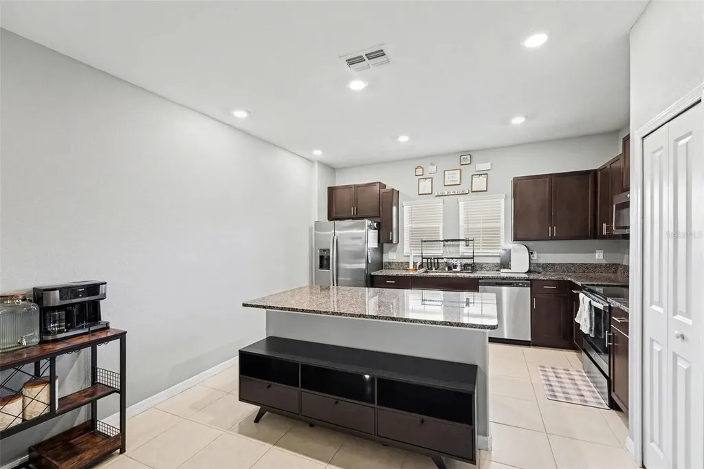 4624 Willet Cooper Court Tampa FL 33619