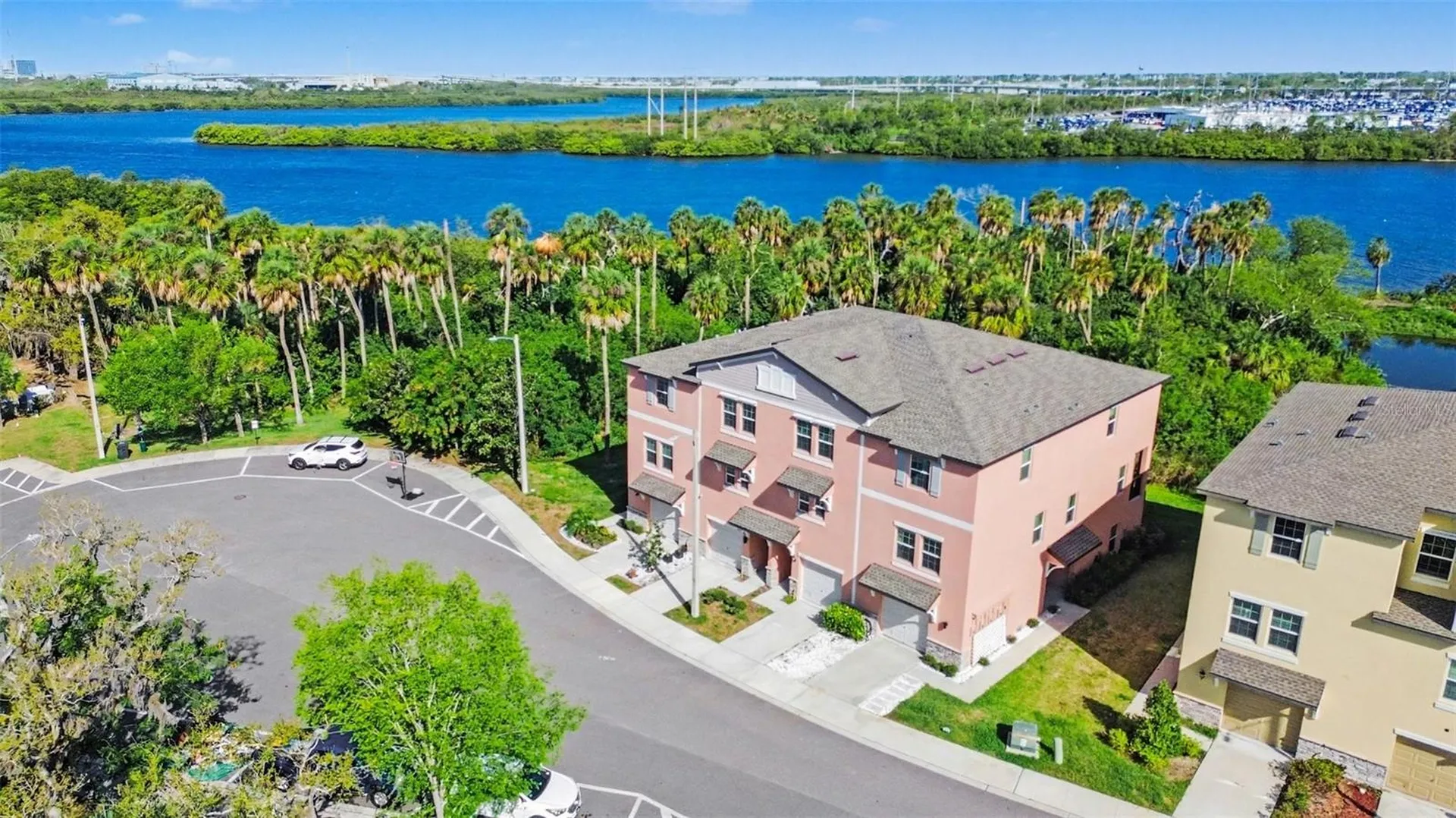 4624 Willet Cooper Court Tampa FL 33619