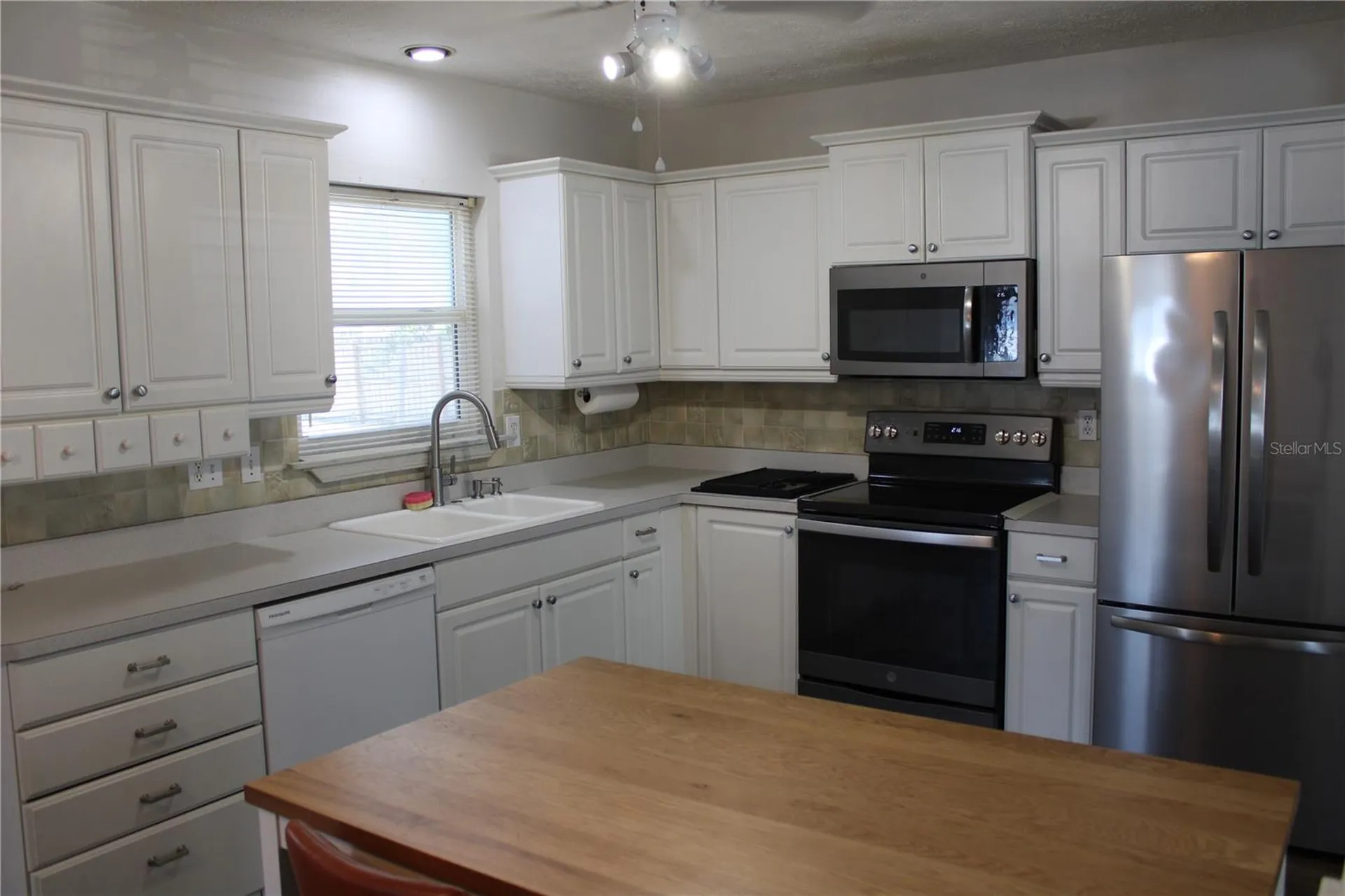 5911 7th Avenue Drive W Bradenton FL 34209