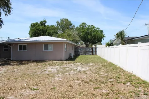 5911 7th Avenue Drive W Bradenton FL 34209