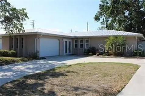 5911 7th Avenue Drive W Bradenton FL 34209
