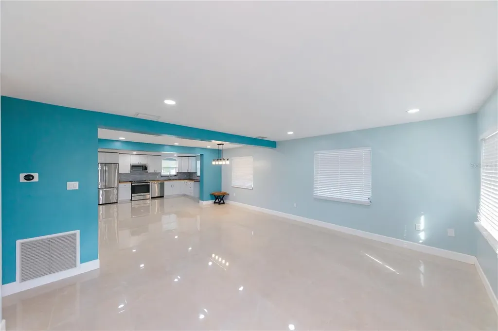 300 53rd Street W Bradenton FL 34209