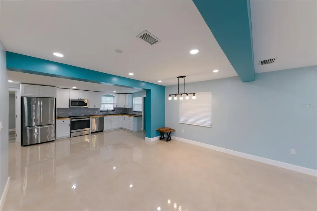 300 53rd Street W Bradenton FL 34209