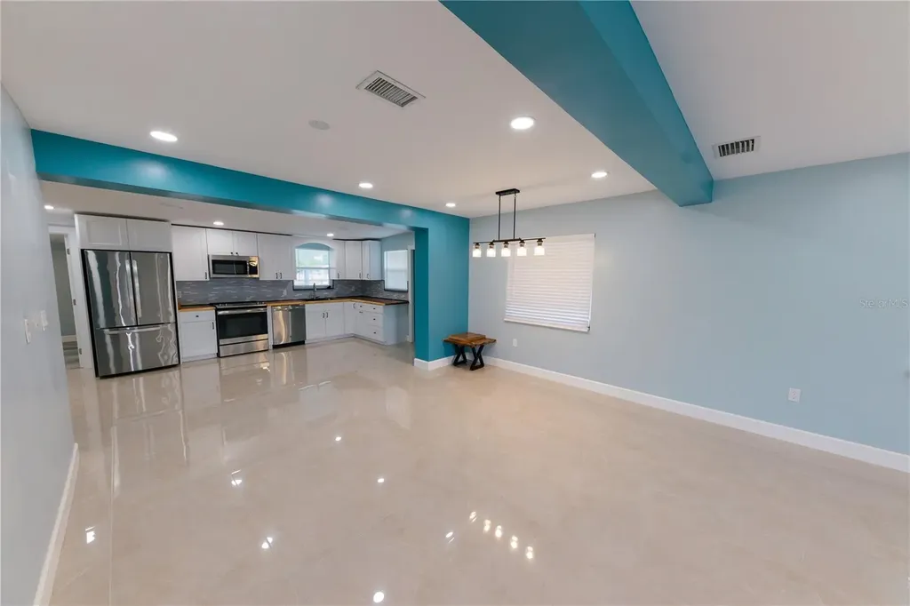 300 53rd Street W Bradenton FL 34209