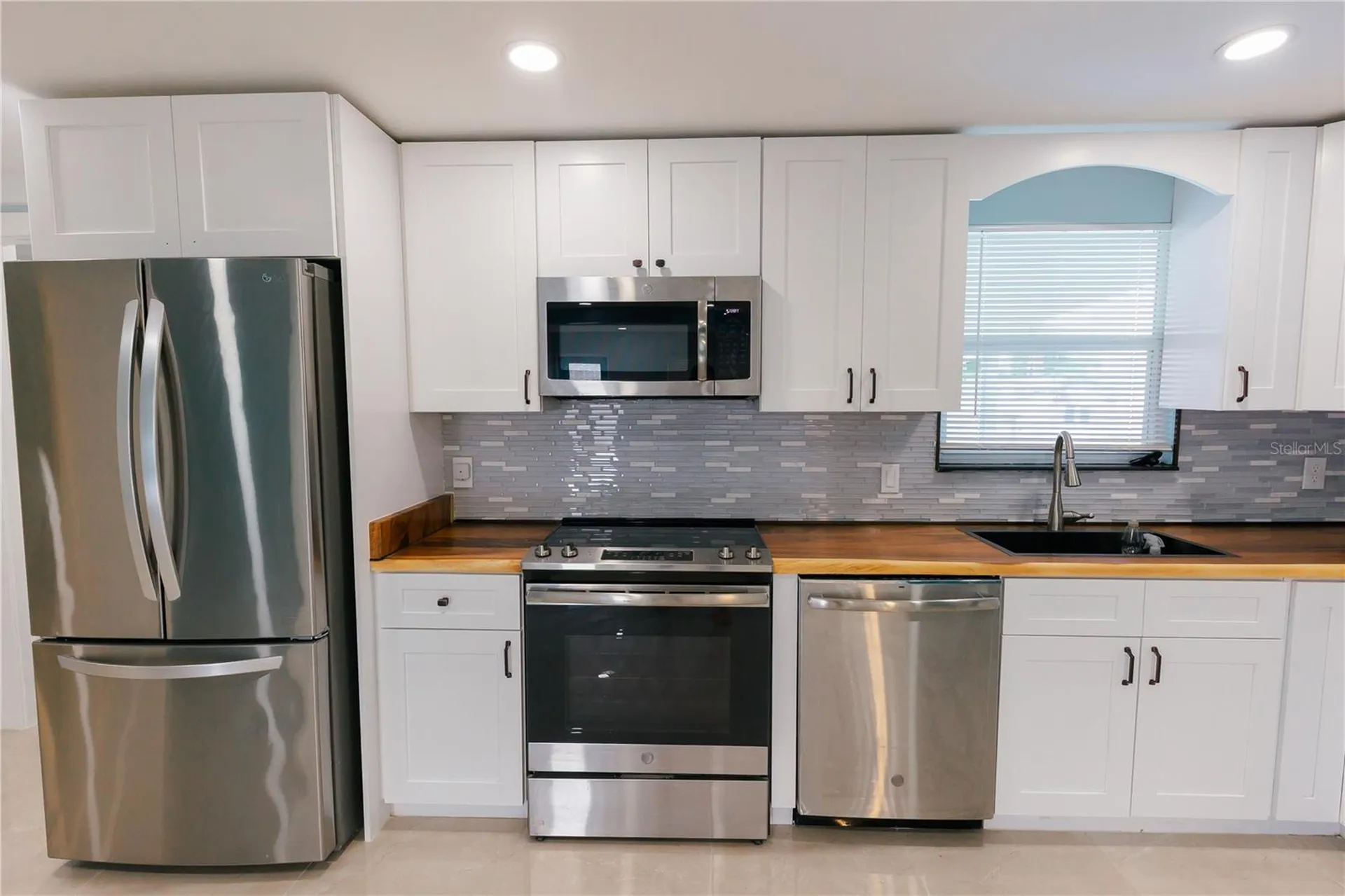 300 53rd Street W Bradenton FL 34209