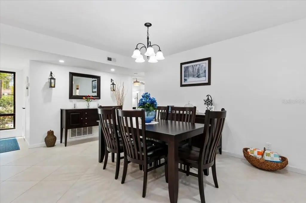 1708 Glenhouse Drive Sarasota FL 34231