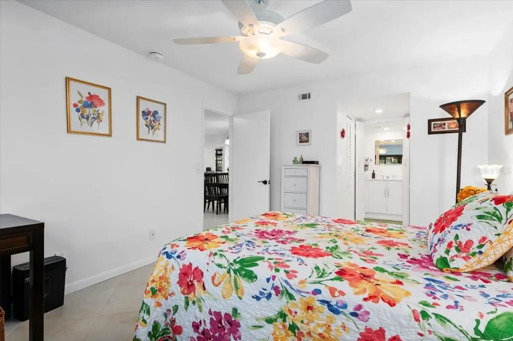 1708 Glenhouse Drive Sarasota FL 34231