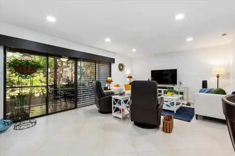 1708 Glenhouse Drive Sarasota FL 34231