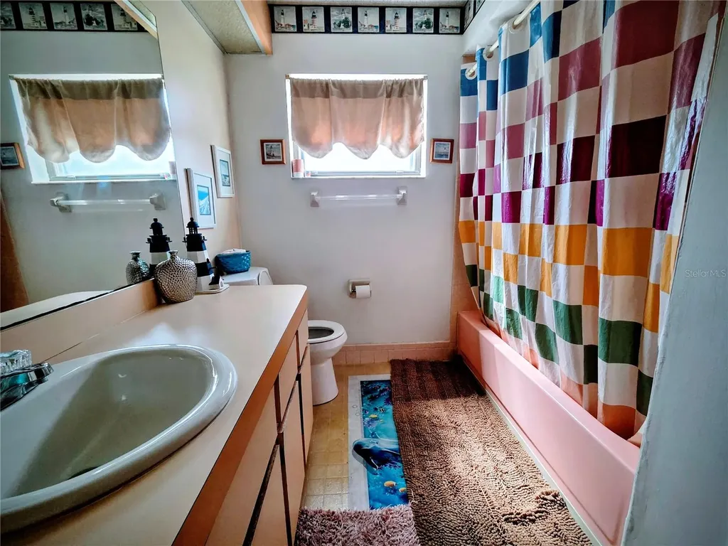 8026 Victoria Way Weeki Wachee FL 34613