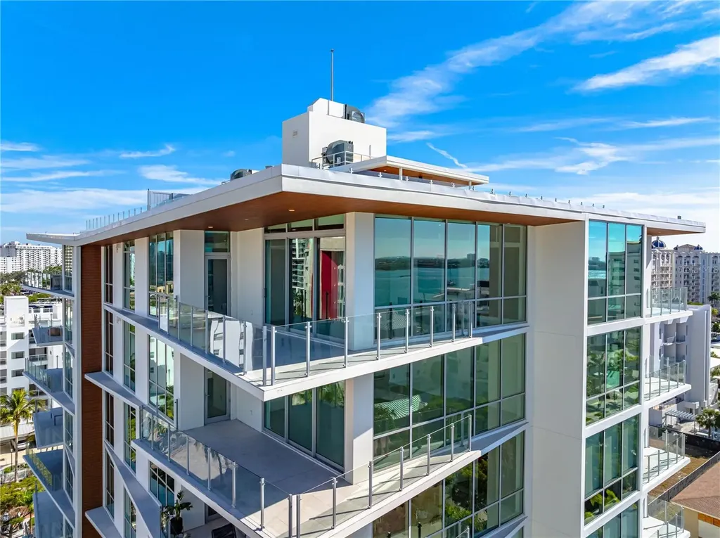 111 Golden Gate Sarasota FL 34236