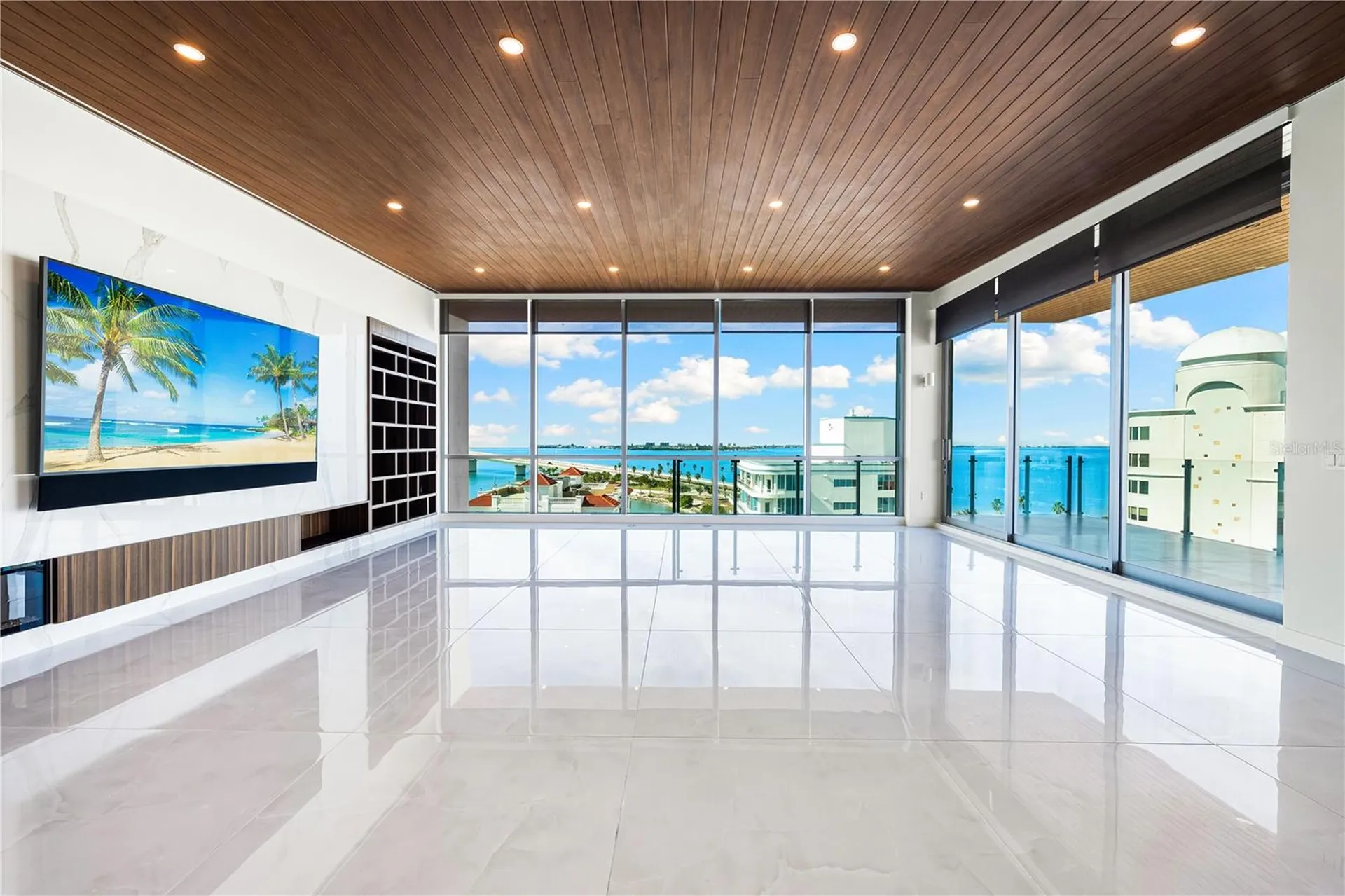 111 Golden Gate Sarasota FL 34236