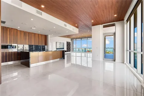 111 Golden Gate Sarasota FL 34236