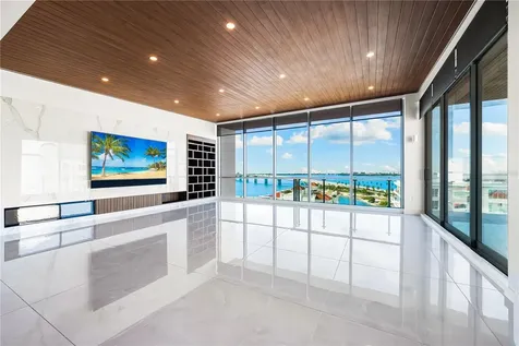 111 Golden Gate Sarasota FL 34236