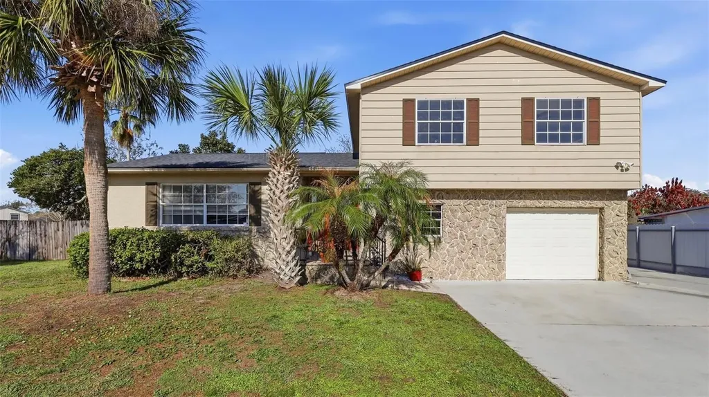 2732 Hidden Cove Court Orlando FL 32822