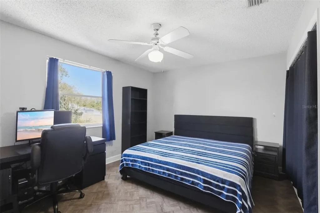2732 Hidden Cove Court Orlando FL 32822