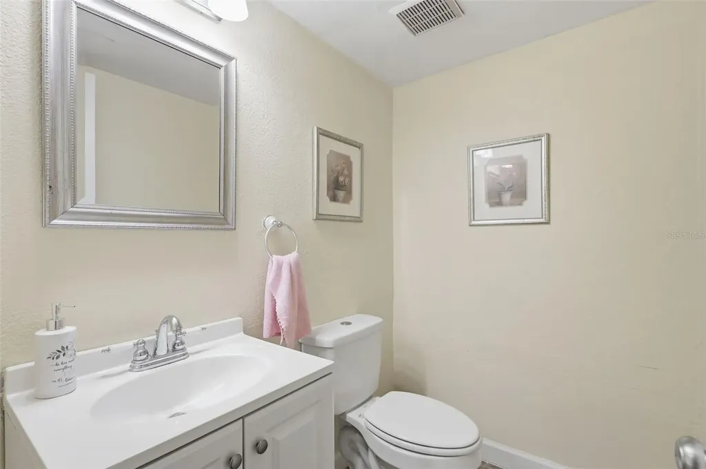 2732 Hidden Cove Court Orlando FL 32822