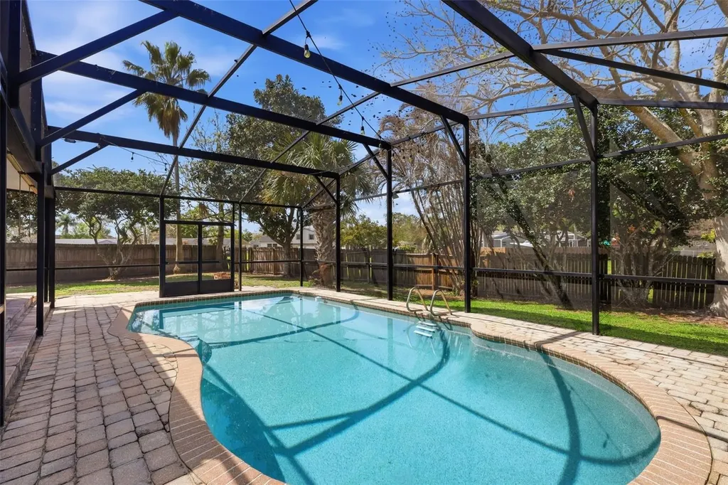 2732 Hidden Cove Court Orlando FL 32822