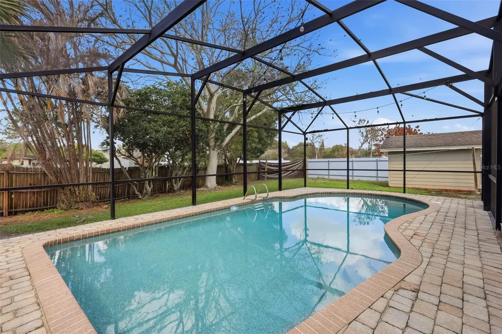 2732 Hidden Cove Court Orlando FL 32822
