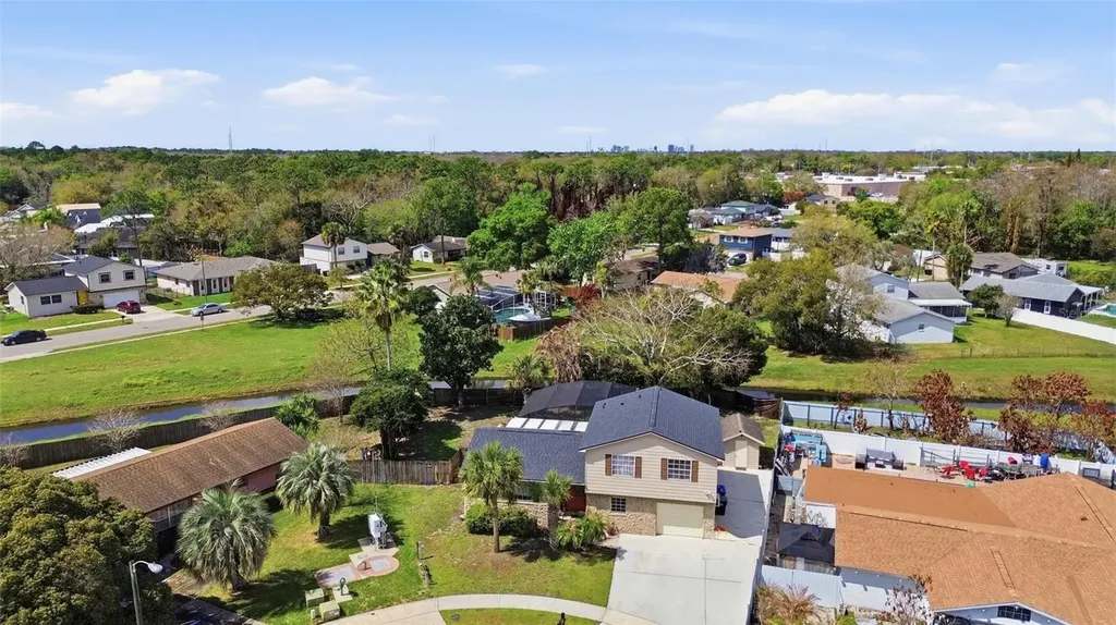 2732 Hidden Cove Court Orlando FL 32822