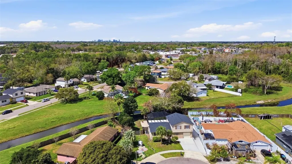 2732 Hidden Cove Court Orlando FL 32822