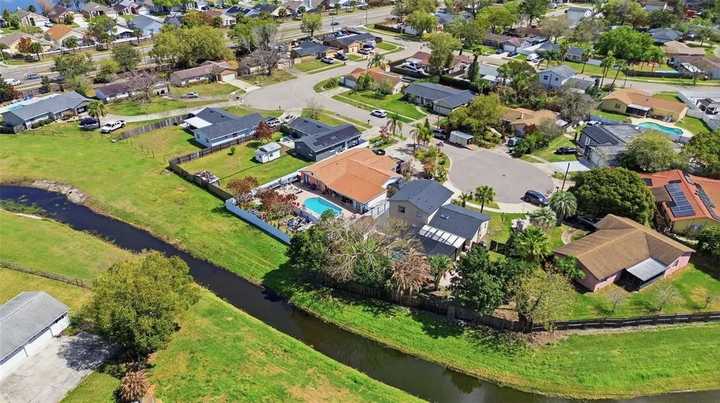 2732 Hidden Cove Court Orlando FL 32822