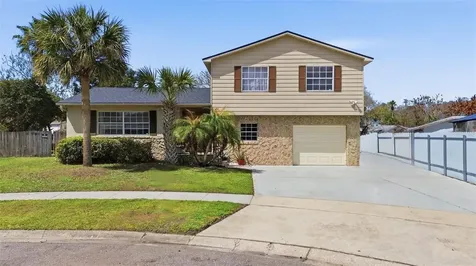 2732 Hidden Cove Court Orlando FL 32822