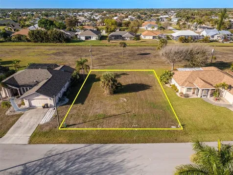 7179 N Plum Tree Punta Gorda FL 33955