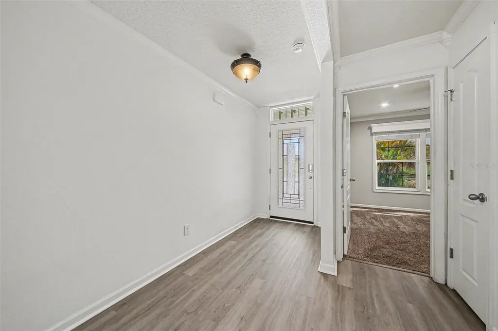 111 Lakeside Court Bunnell FL 32110