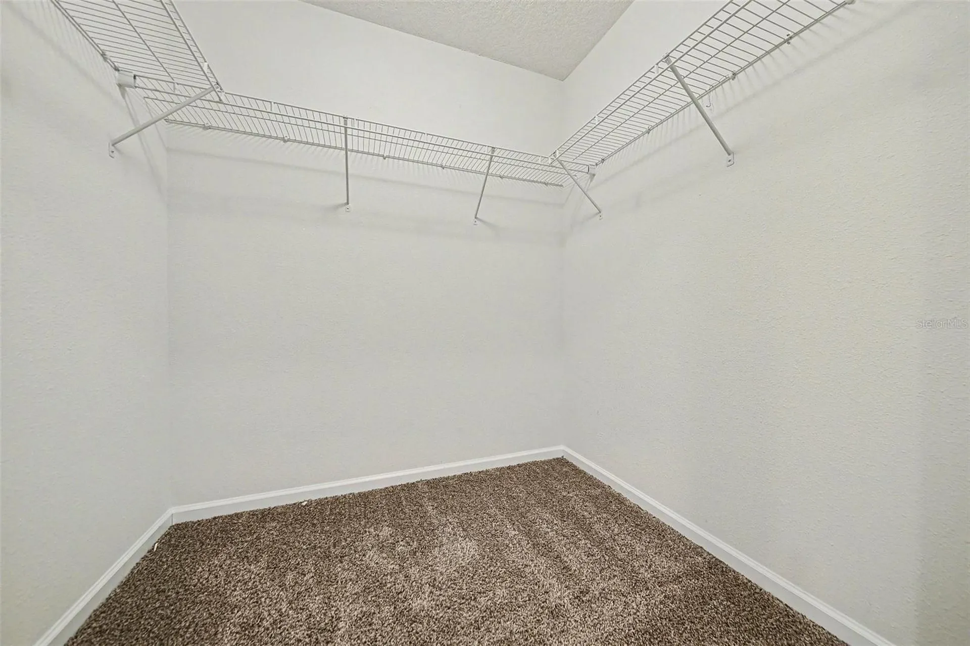 111 Lakeside Court Bunnell FL 32110