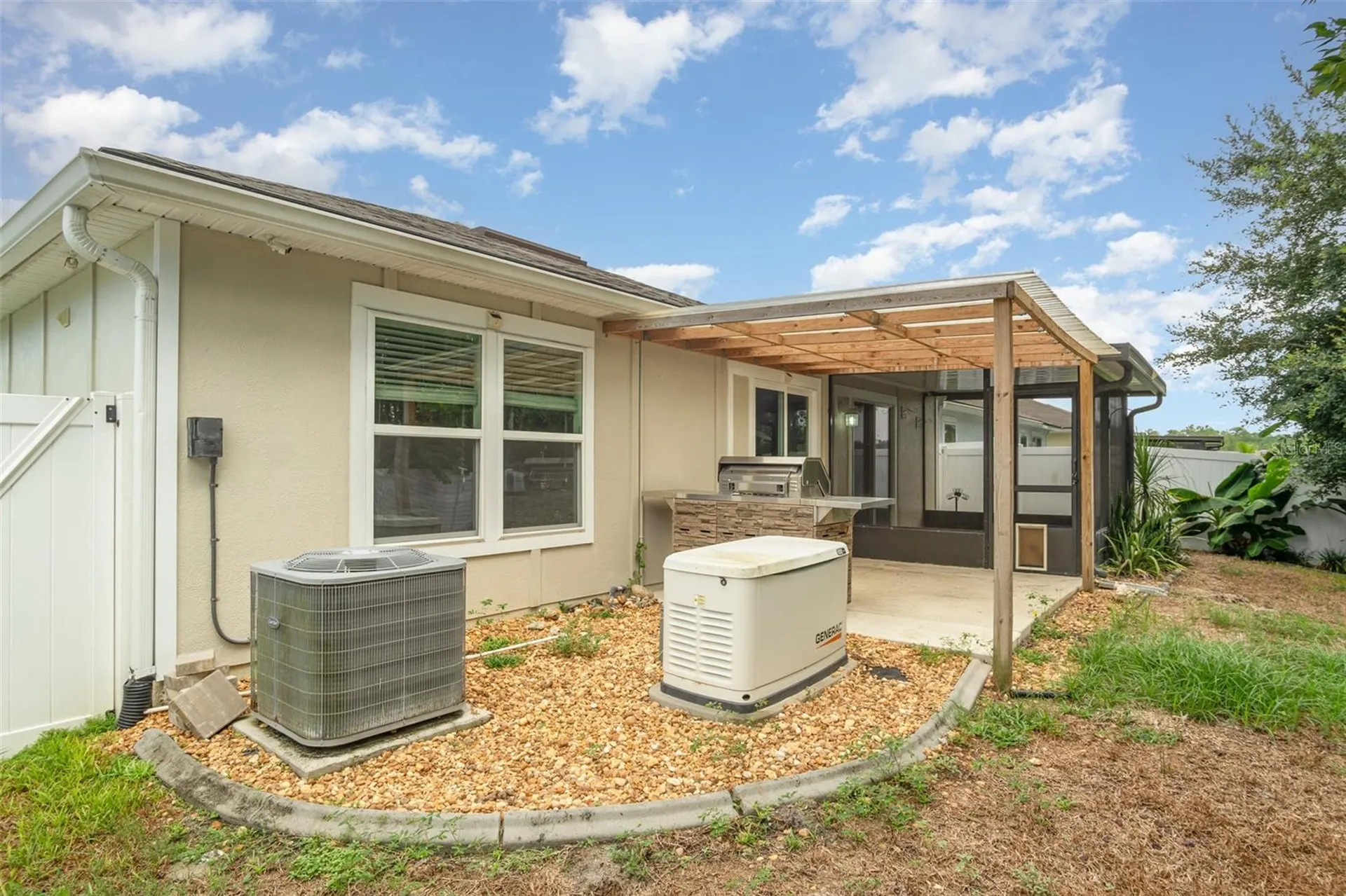 111 Lakeside Court Bunnell FL 32110