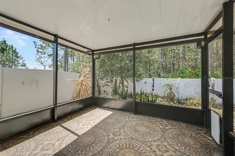 111 Lakeside Court Bunnell FL 32110