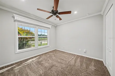 111 Lakeside Court Bunnell FL 32110