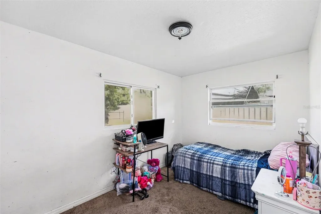 4014 N Mclane Drive Tampa FL 33610