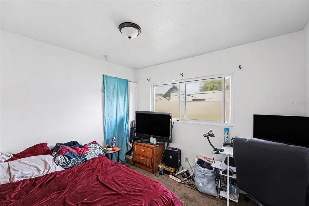 4014 N Mclane Drive Tampa FL 33610