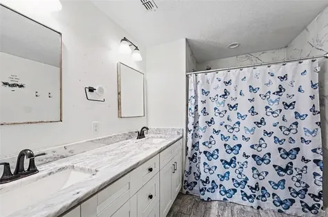 4014 N Mclane Drive Tampa FL 33610