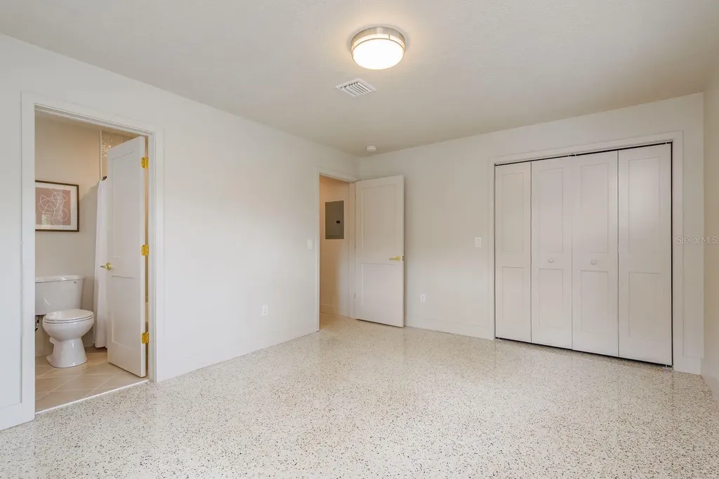 2347 Watrous Drive Dunedin FL 34698