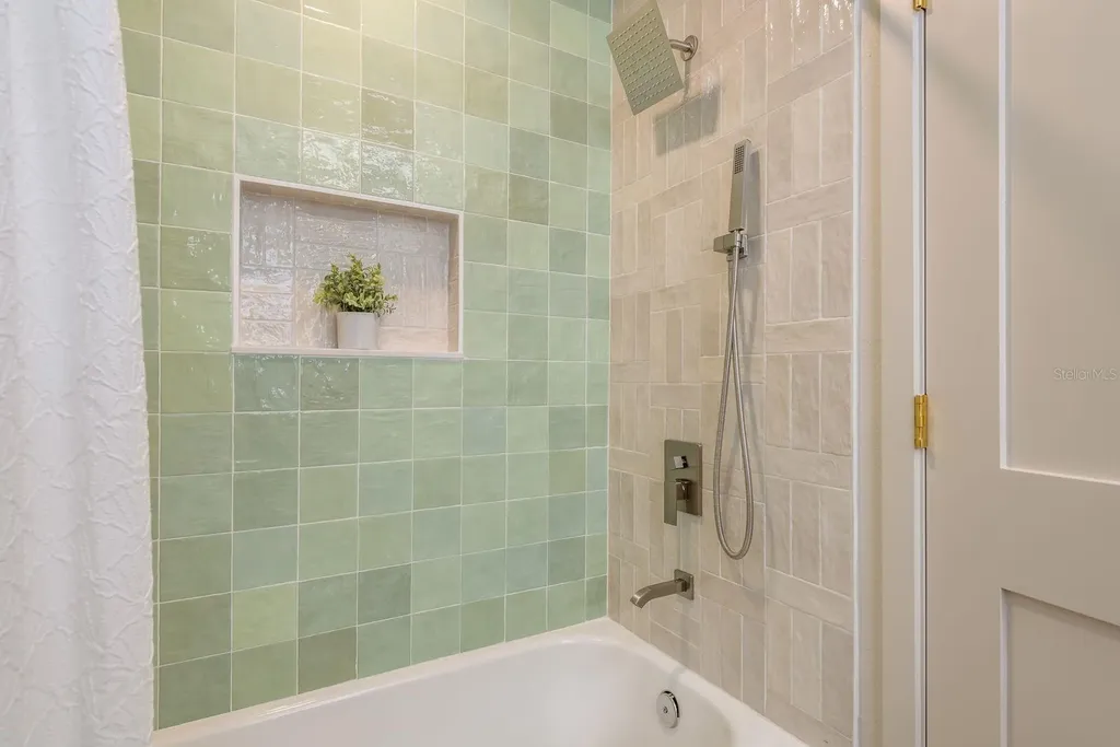 2347 Watrous Drive Dunedin FL 34698