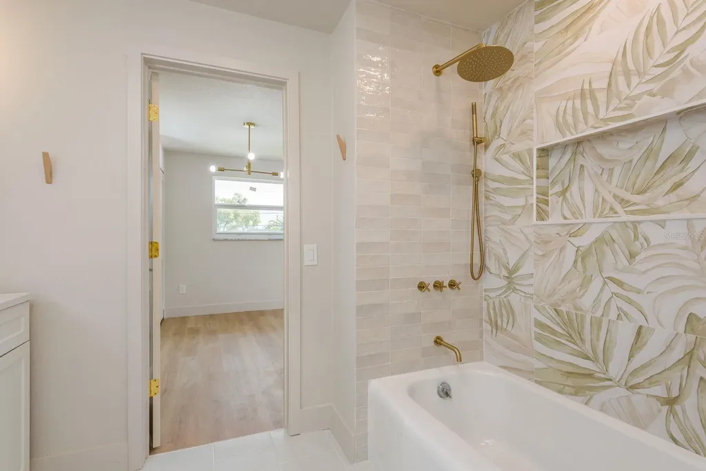 2347 Watrous Drive Dunedin FL 34698